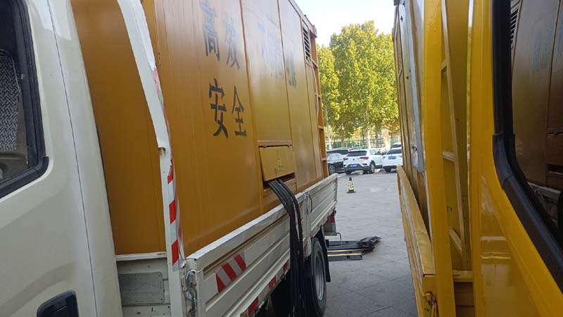 七星如何判断柴油发电机组和UPS电源的切换时间是否符合要求？